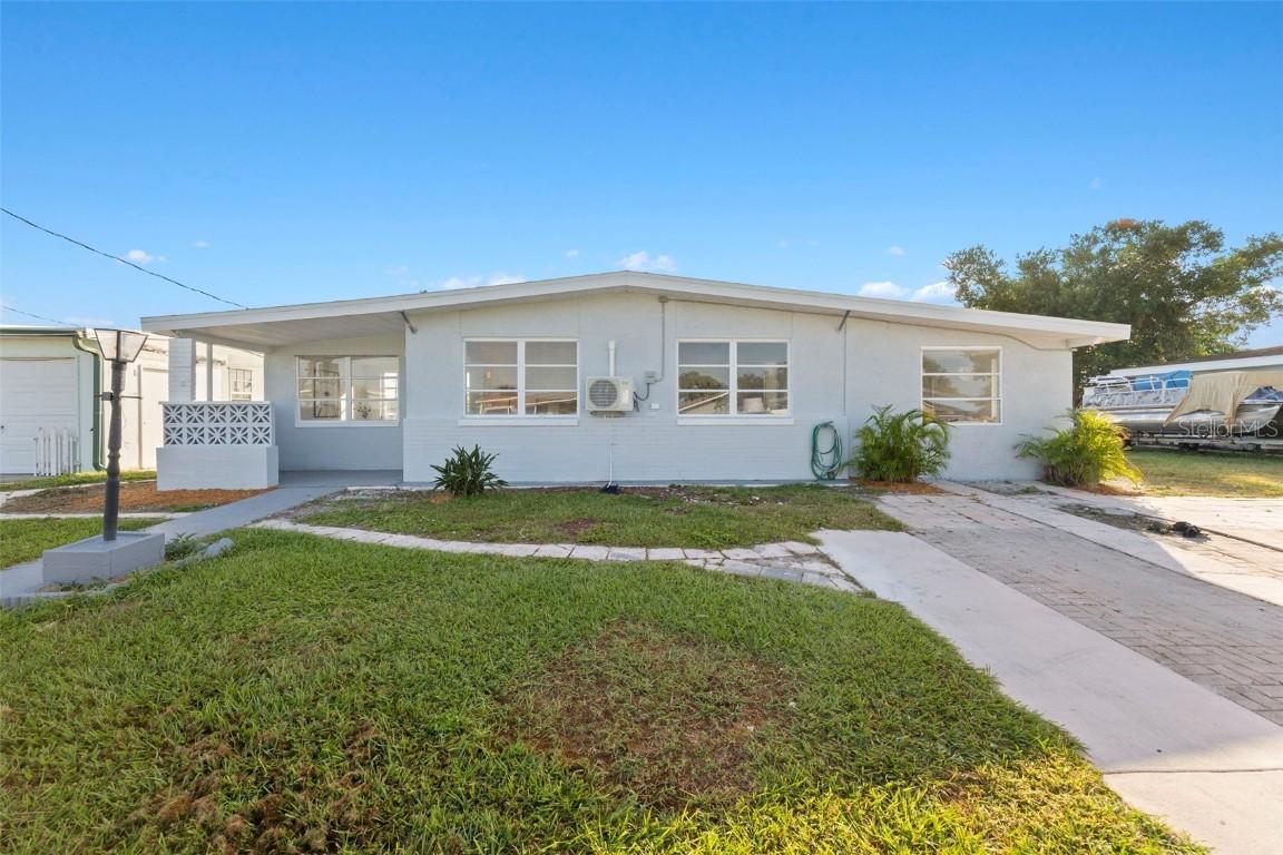 221 Duxbury Ave., Port Charlotte, FL 33952