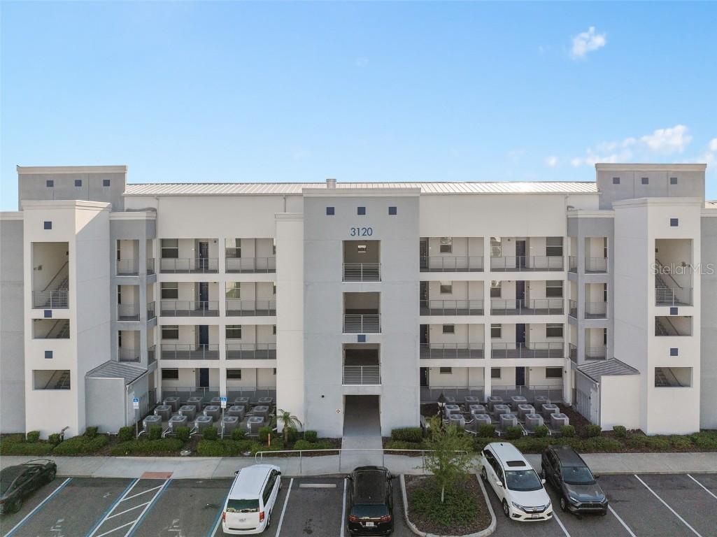 3120 Paradox Cir. #307, Kissimmee, FL 34746