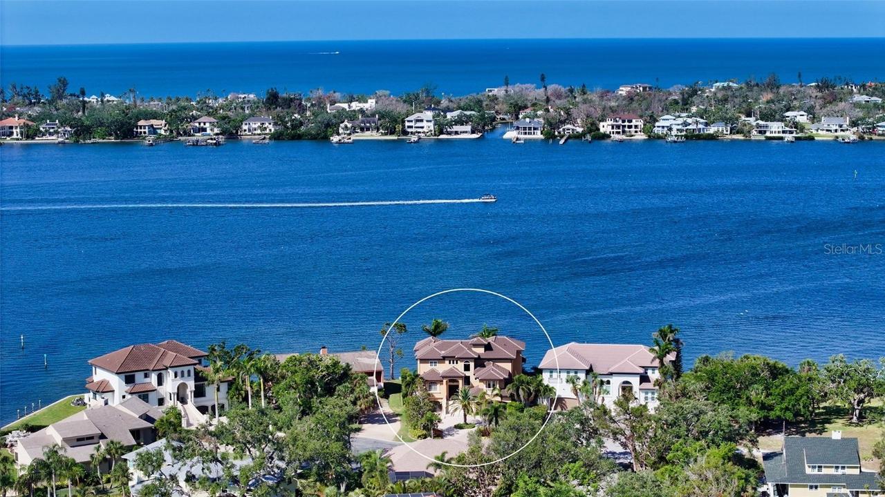 7342 Captain Kidd Ave., Sarasota, FL 34231