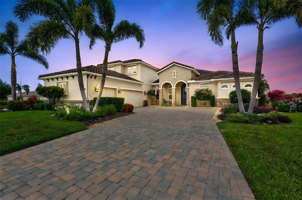 17003 2nd Ave., Bradenton, FL 34212