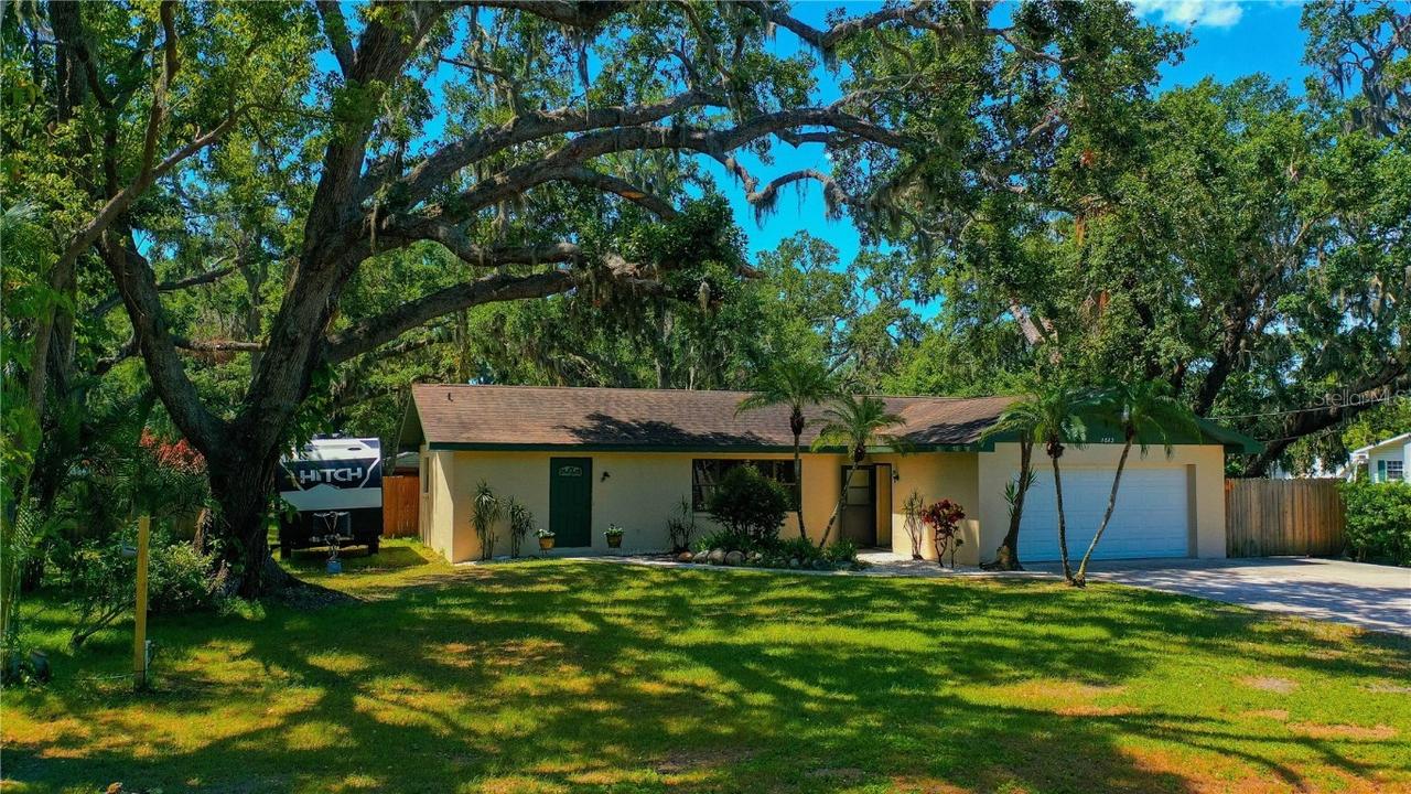 1613 6th St., Palmetto, FL 34221