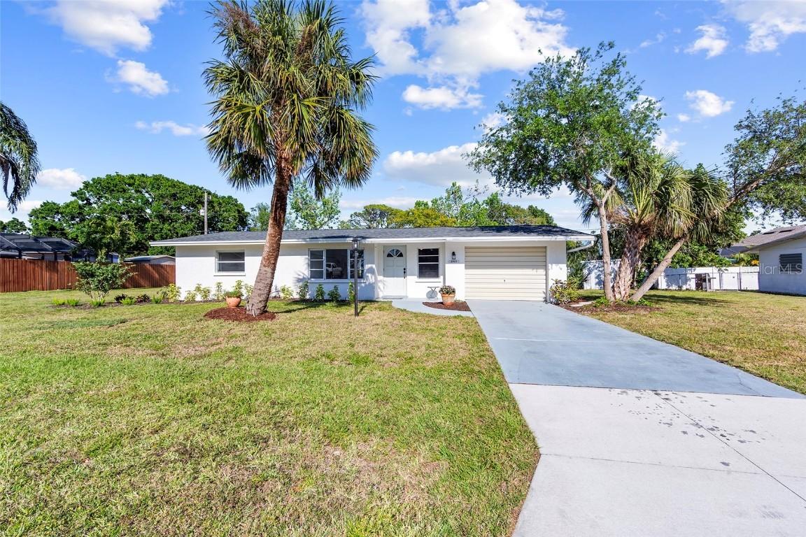 2005 47th Street Ct., Bradenton, FL 34209