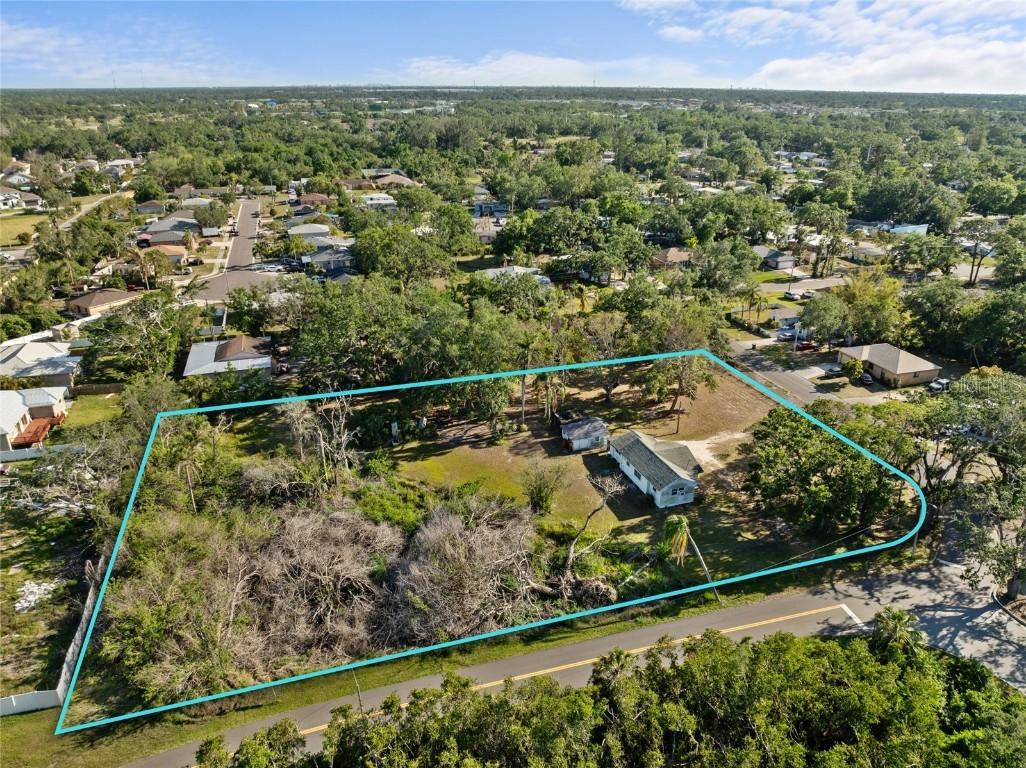 611 29th St., Bradenton, FL 34208
