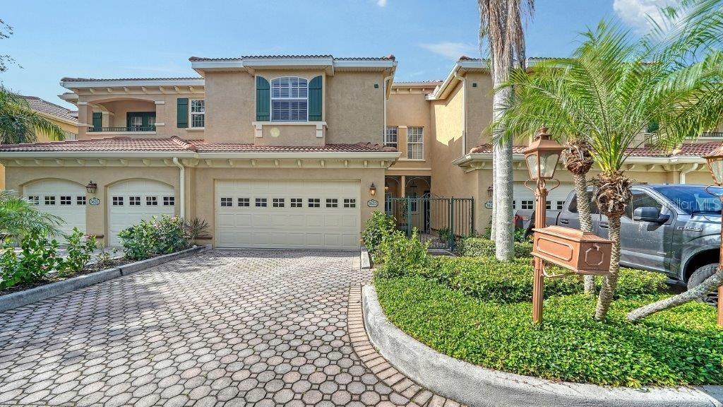 3623 Square West Ln. #5, Sarasota, FL 34238