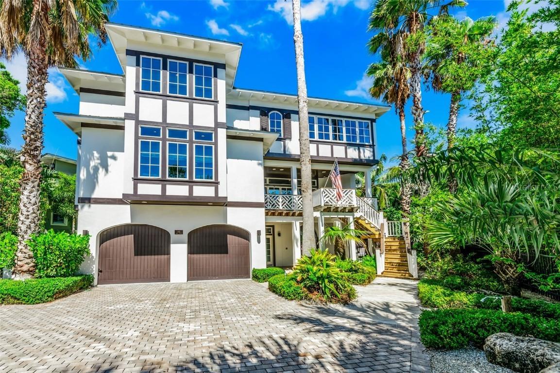 103 Park Ave., Anna Maria, FL 34216