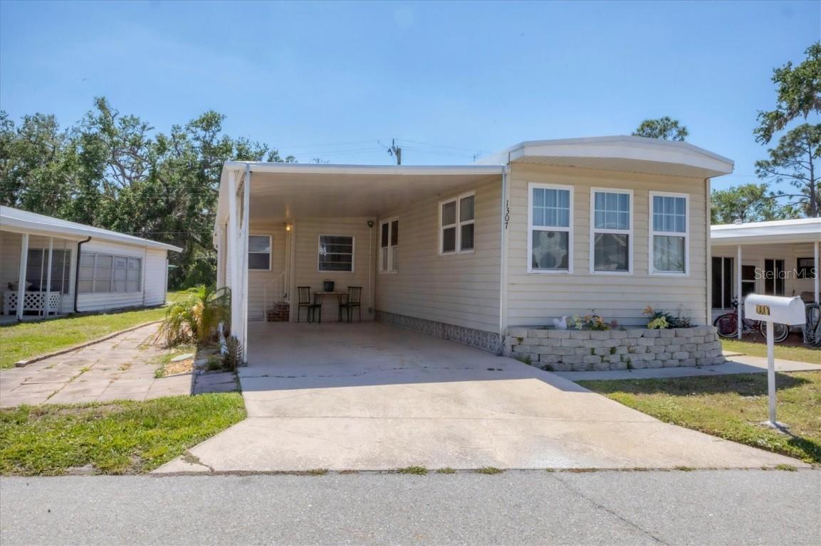 1307 41st Ave., Ellenton, FL 34222