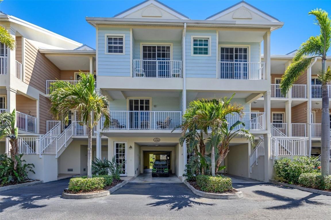 3248 Mangrove Point Dr., Ruskin, FL 33570