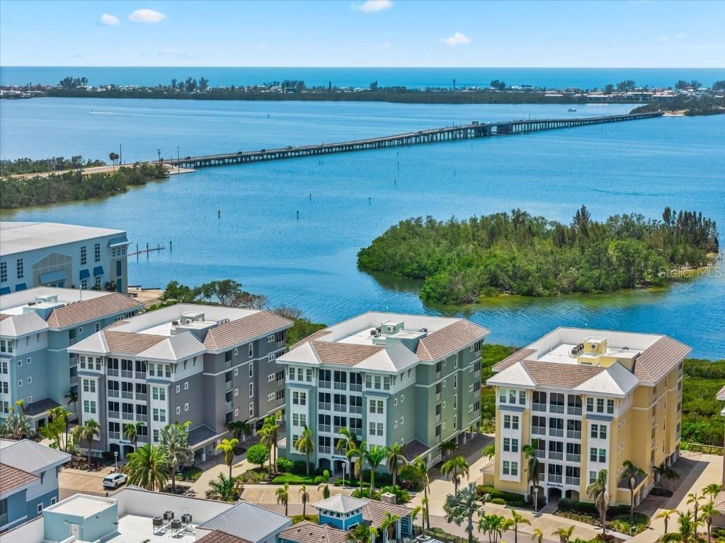 388 Aruba Cir. #103, Bradenton, FL 34209