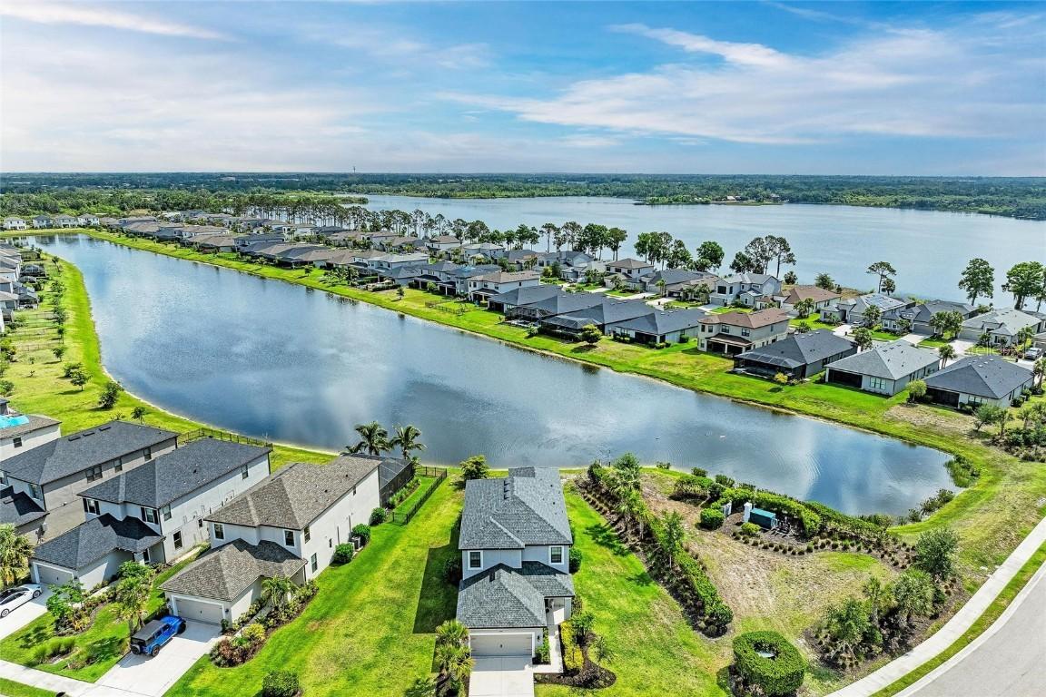 5583 Summit Glen, Bradenton, FL 34203