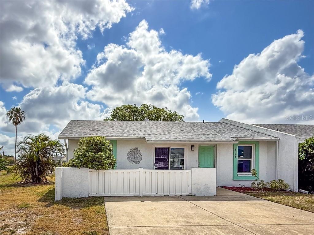 3909 40th St., Bradenton, FL 34205