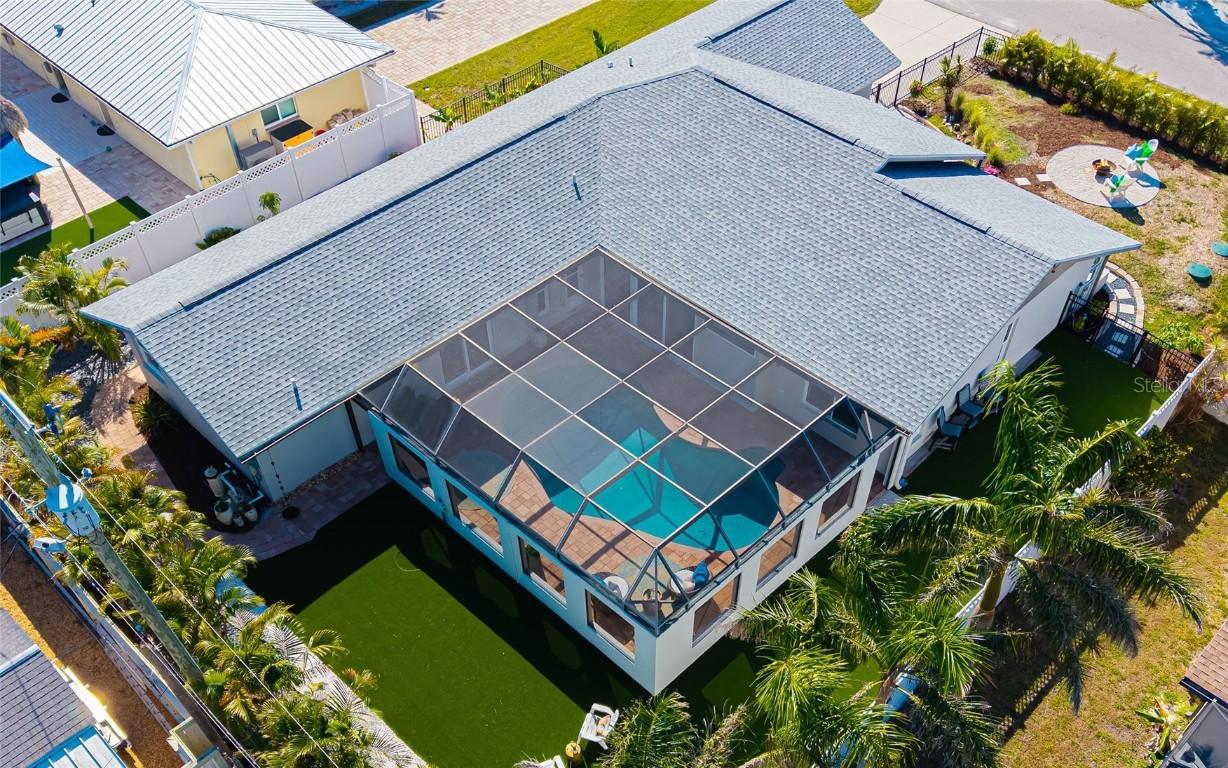 1724 Cheyenne St., Sarasota, FL 34231