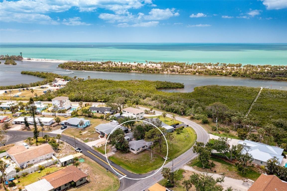 1691 Lemon Bay Dr., Venice, FL 34293
