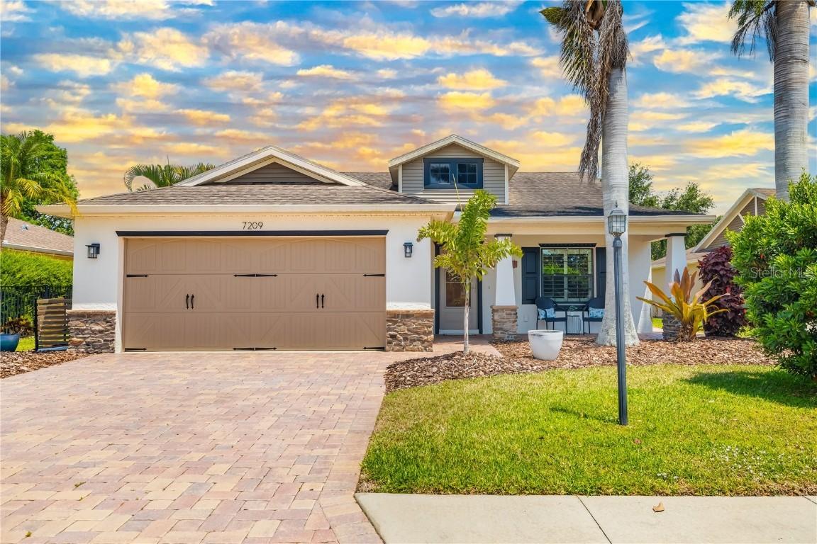 7209 35th St., Sarasota, FL 34243
