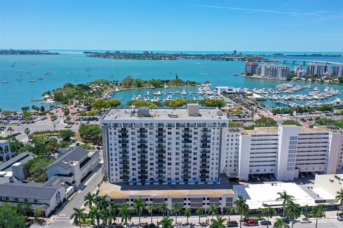 101 S Gulfstream Ave. #5J, Sarasota, FL 34236