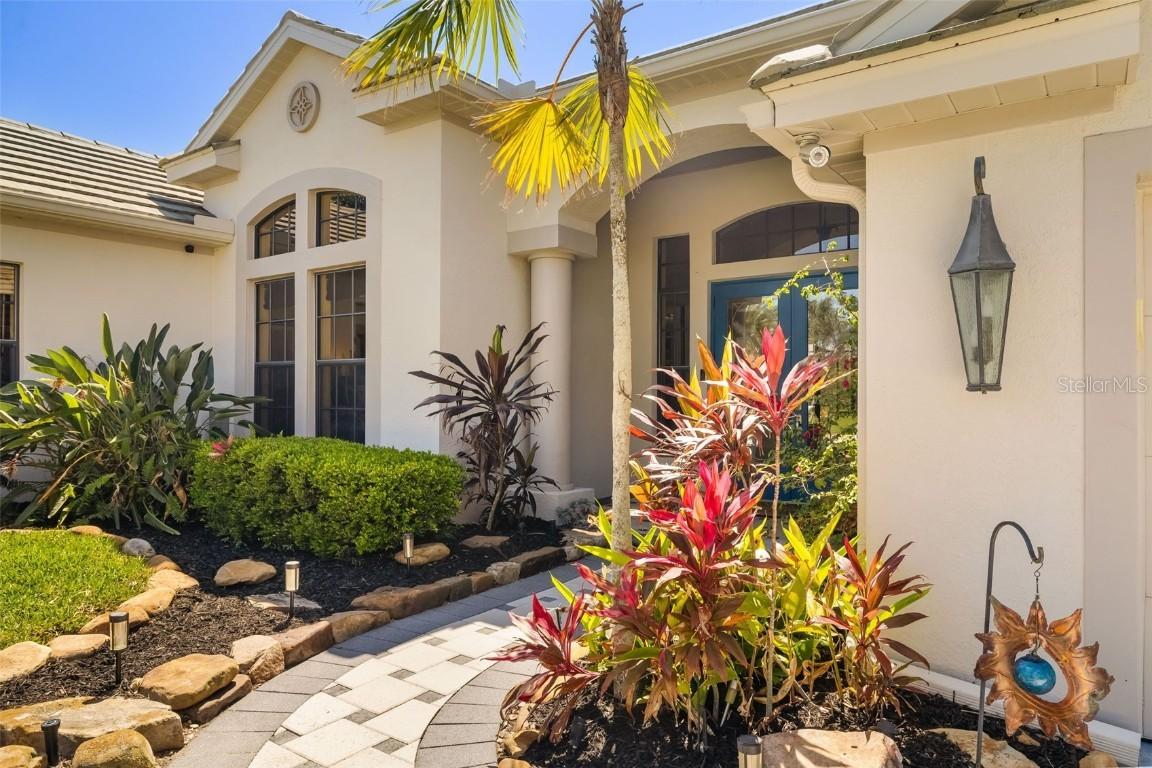356 Blackbird Ct., Bradenton, FL 34212
