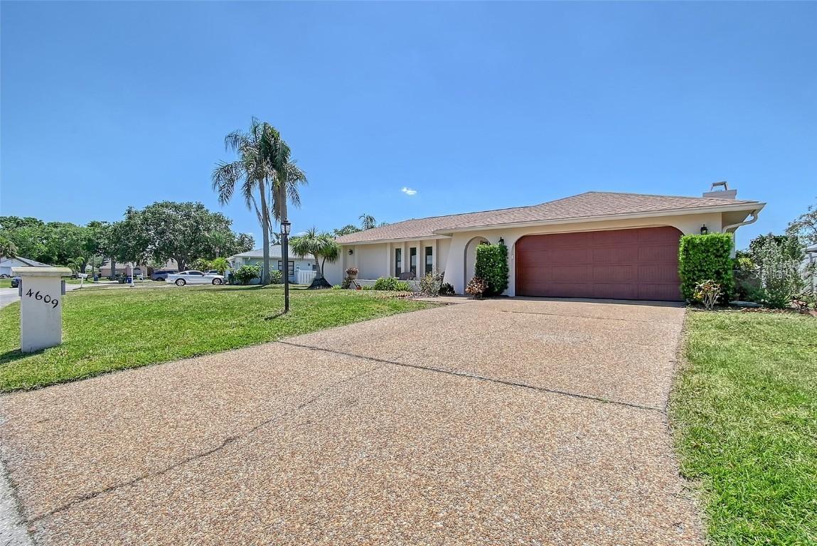 4609 Talbot Pl., Sarasota, FL 34241