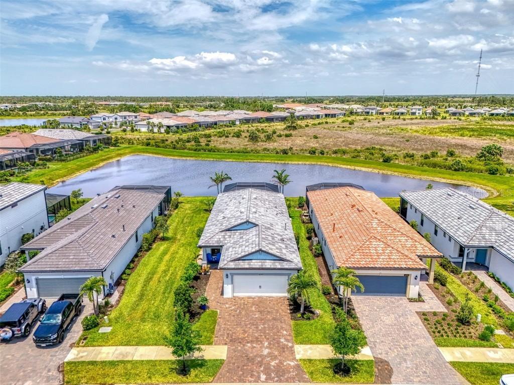 6252 Winding Pine Dr., Nokomis, FL 34275