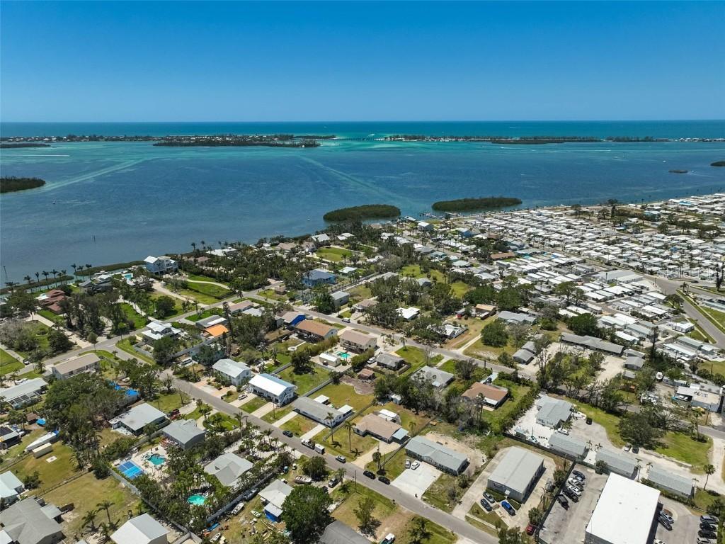 4420 101st St., Bradenton, FL 34210
