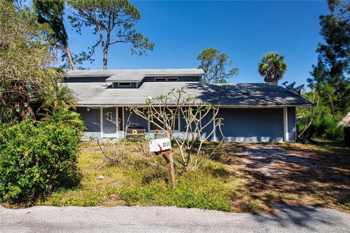 2511 Lords Ln., Sarasota, FL 34231