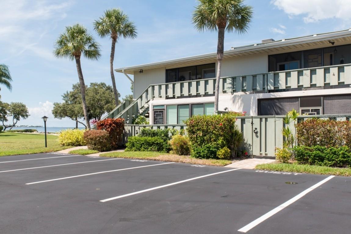 600 Manatee Ave. #111, Holmes Beach, FL 34217
