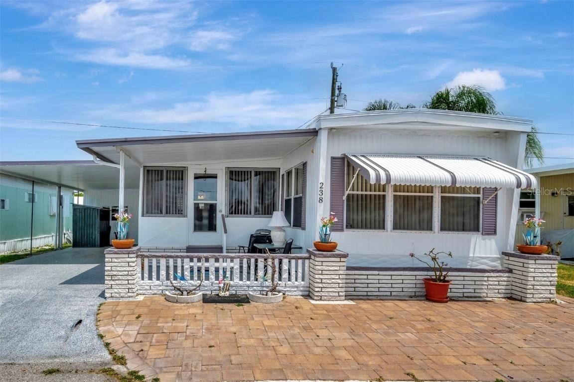 238 Palm Ln., Palmetto, FL 34221