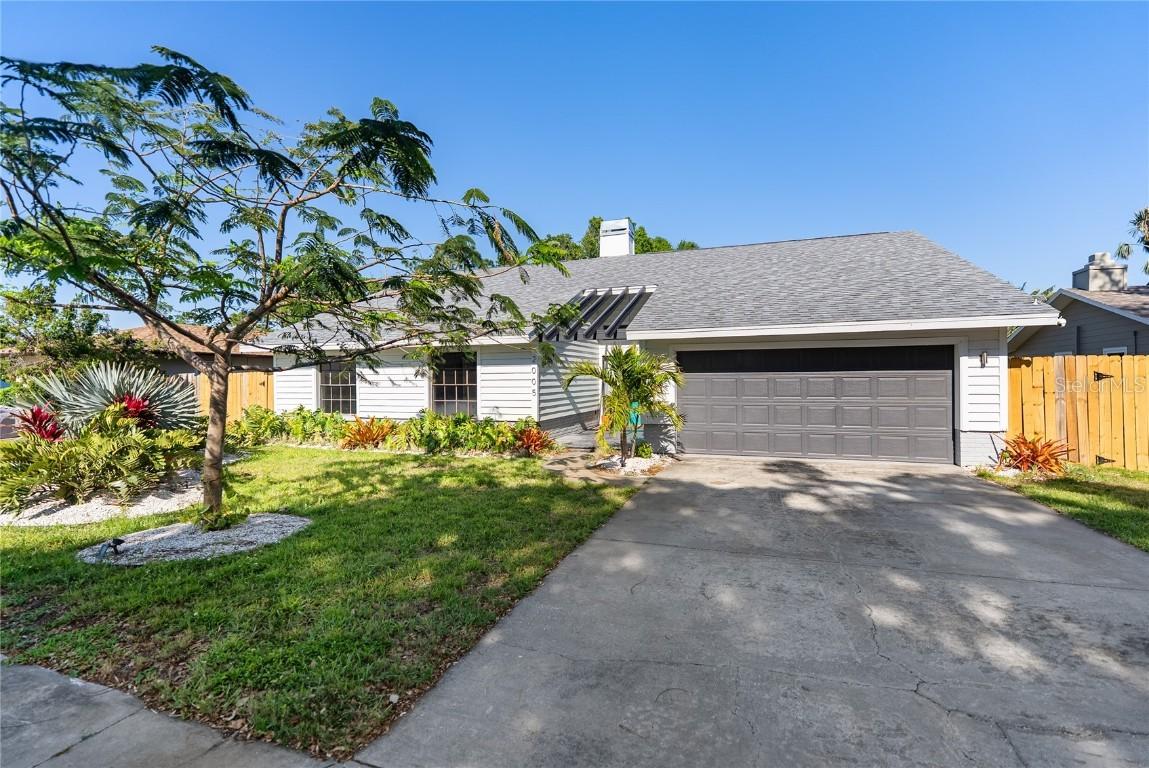 2005 38th St., Bradenton, FL 34205