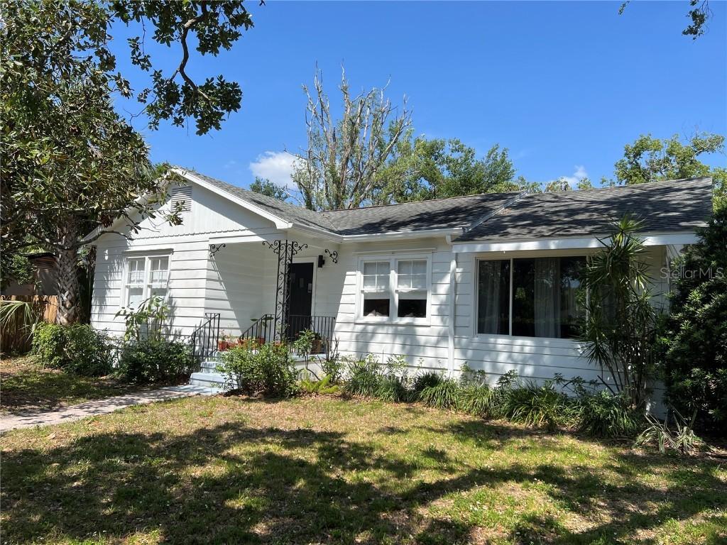 4704 Winchester Dr., Sarasota, FL 34234
