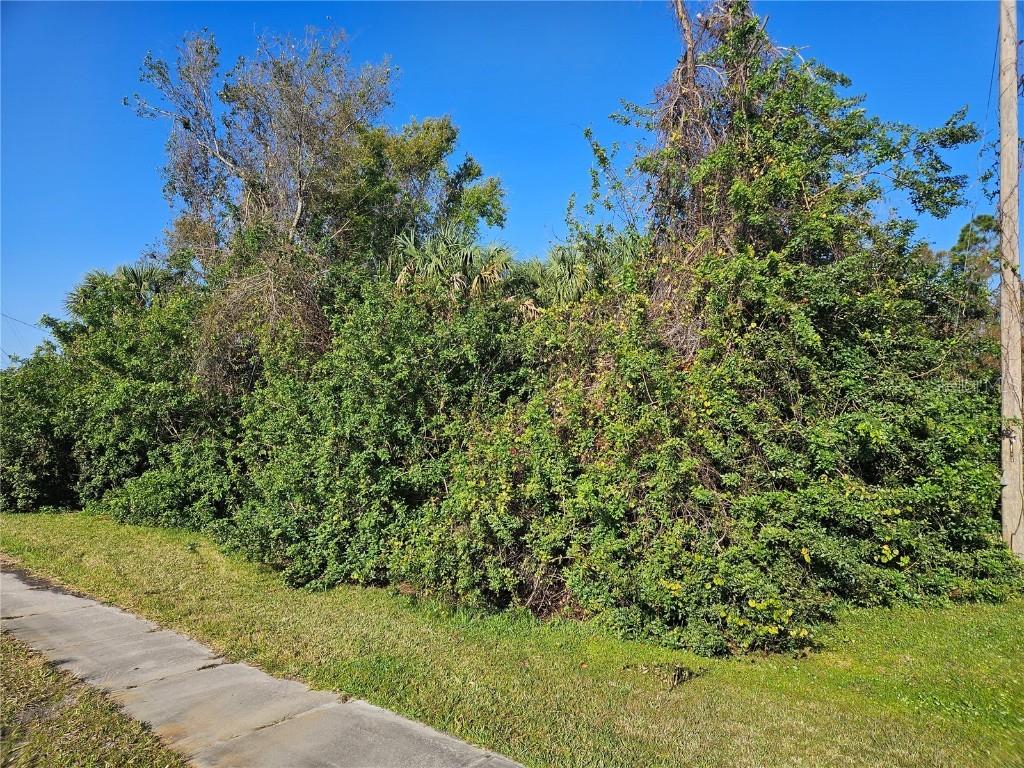 N Chamberlain Blvd., North Port, FL 34286