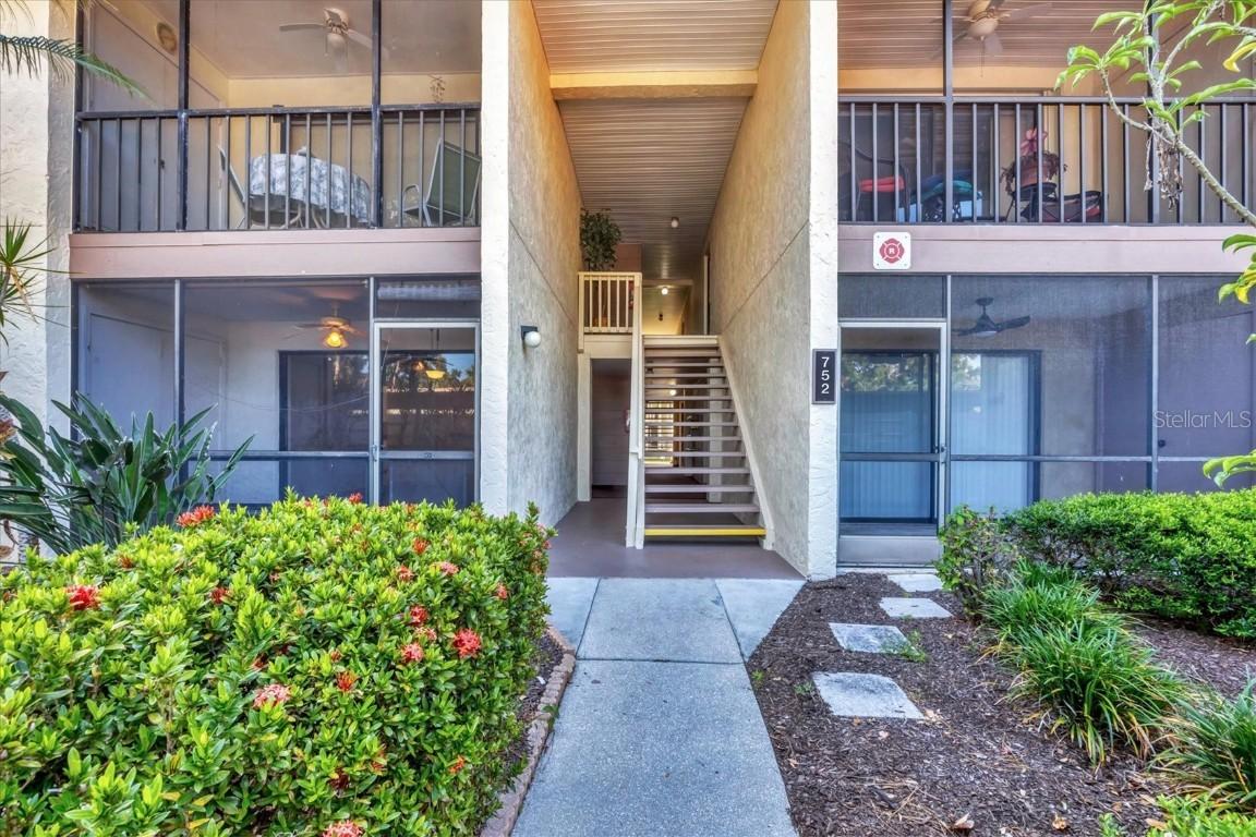 752 White Pine Tree Rd. #101, Venice, FL 34285