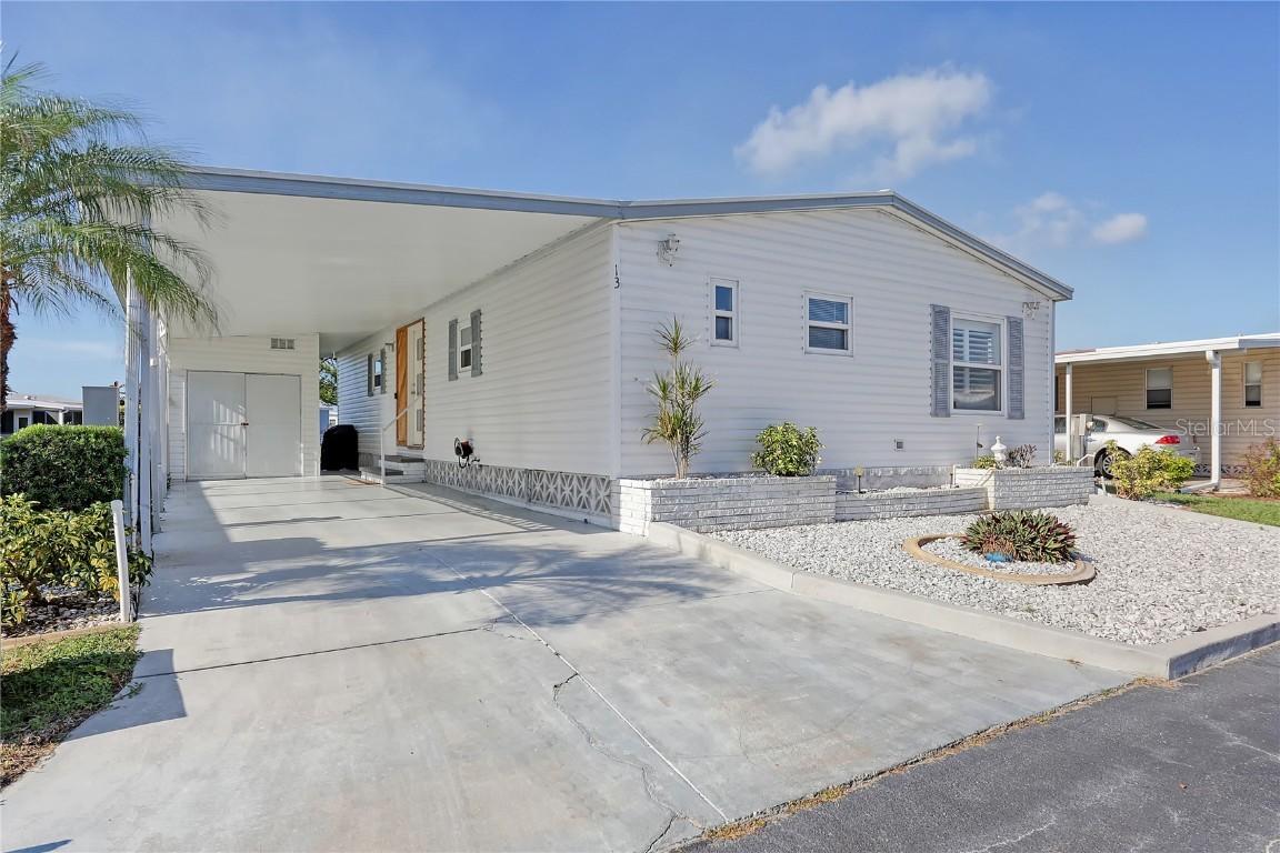 13 N Buena Vista Ave., Englewood, FL 34223