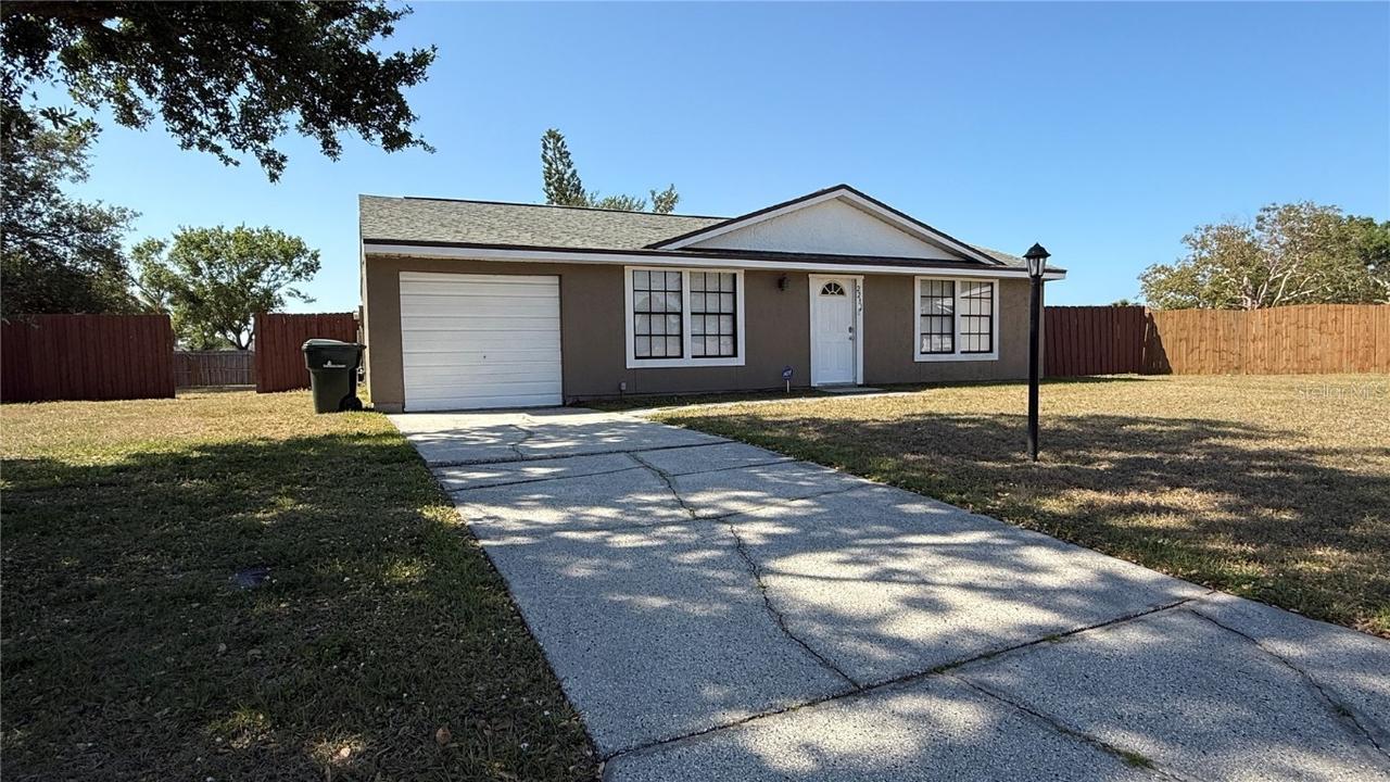 2231 Lockwood Meadows Way, Sarasota, FL 34234