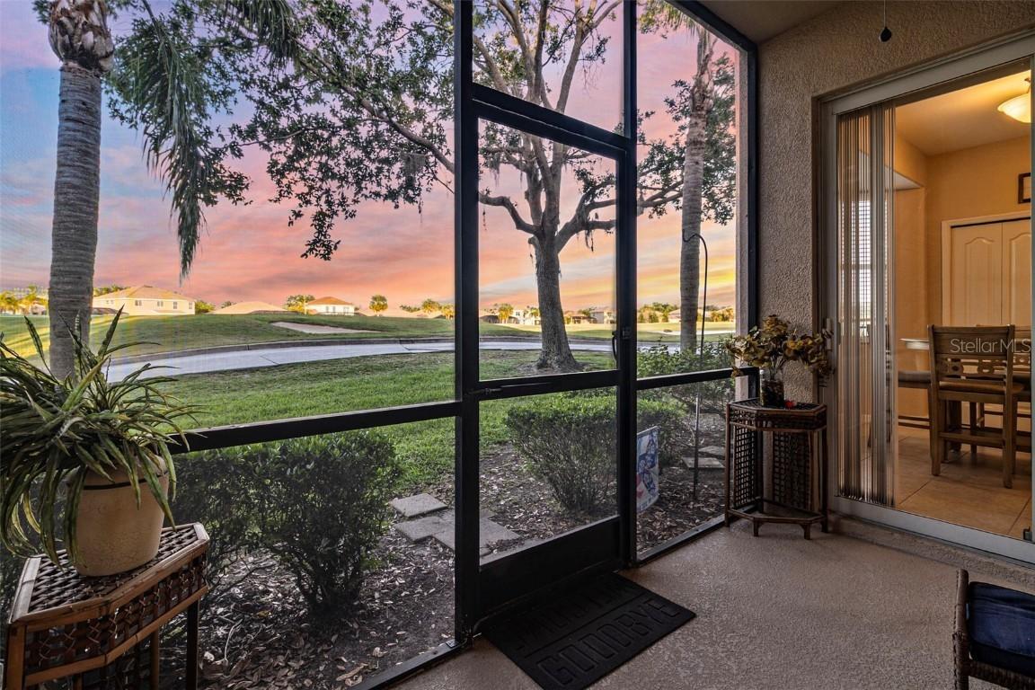 803 Fairwaycove Ln. #102, Bradenton, FL 34212
