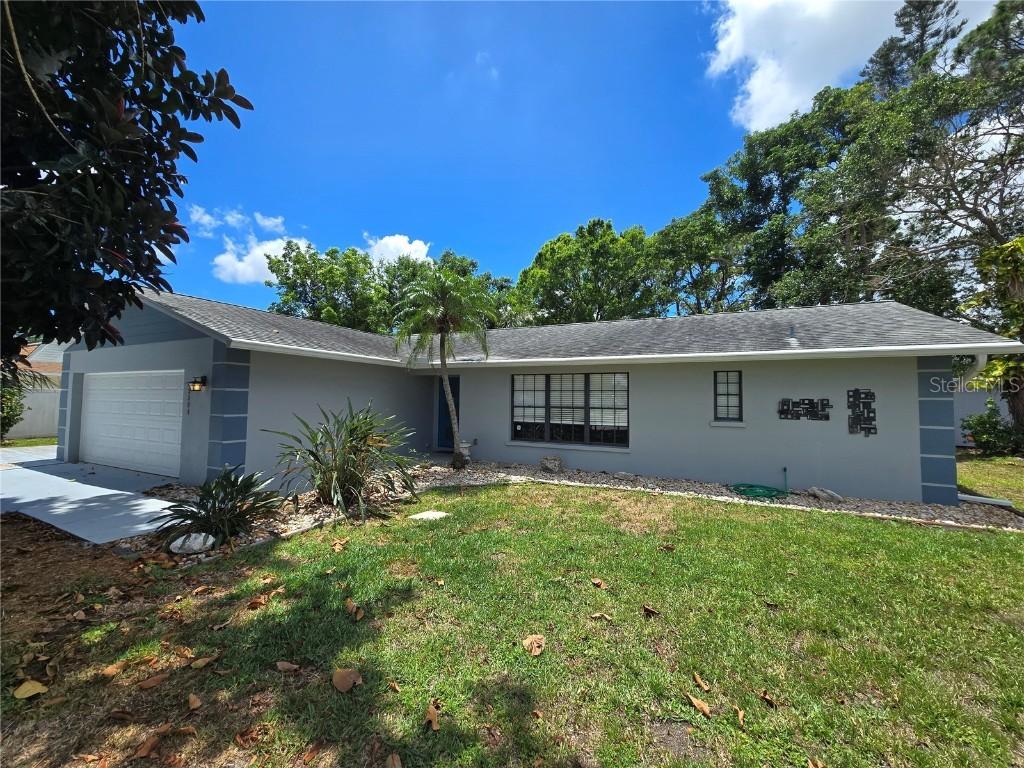 2204 34th St., Bradenton, FL 34205