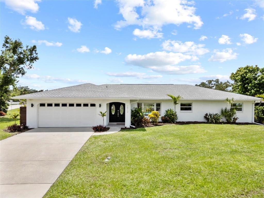 7912 Estates Dr., Sarasota, FL 34243