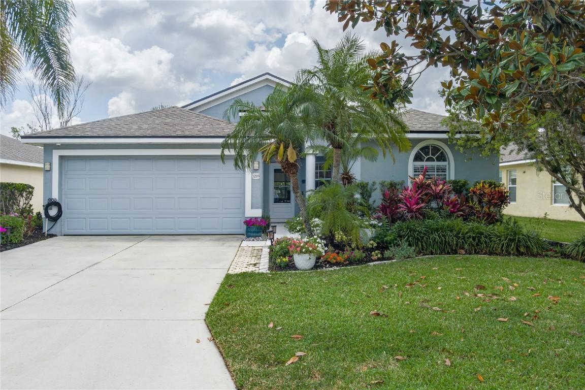 5209 Lansdowne Way, Palmetto, FL 34221