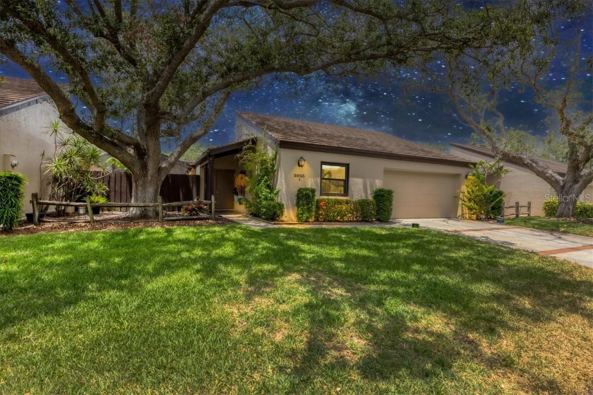 3955 Glen Oaks Manor Dr., Sarasota, FL 34232
