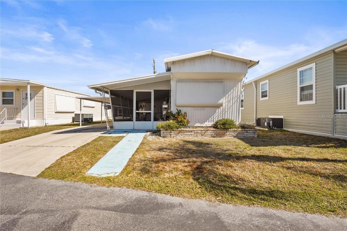 208 Southwinds Dr., Sarasota, FL 34231