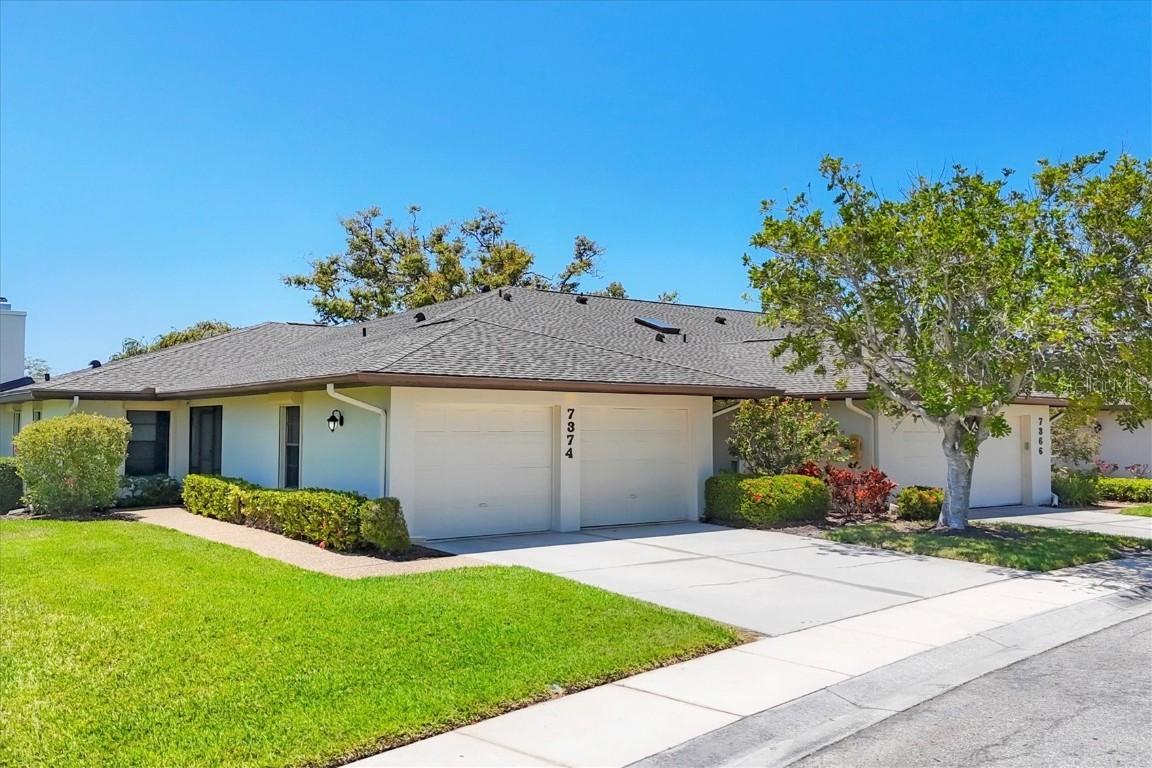 7374 Royal Birkdale Dr. #15D, Sarasota, FL 34238