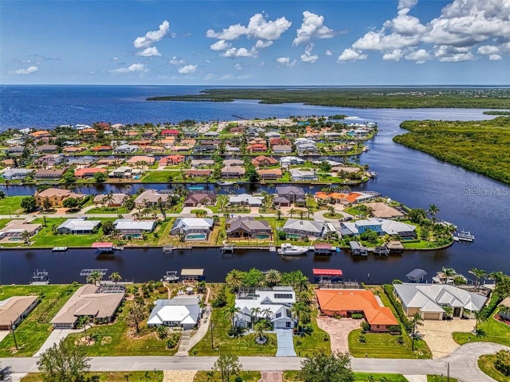 127 Colonial St., Port Charlotte, FL 33952