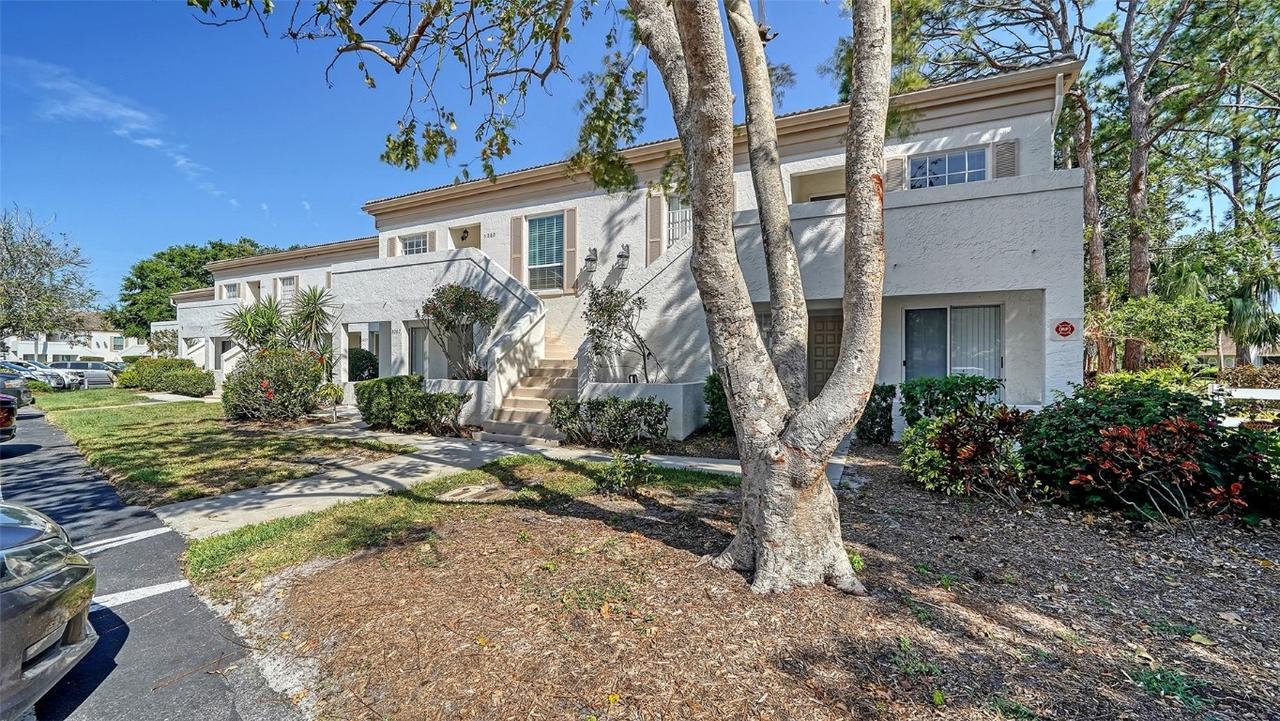 5269 Wedgewood Ln. #36, Sarasota, FL 34235