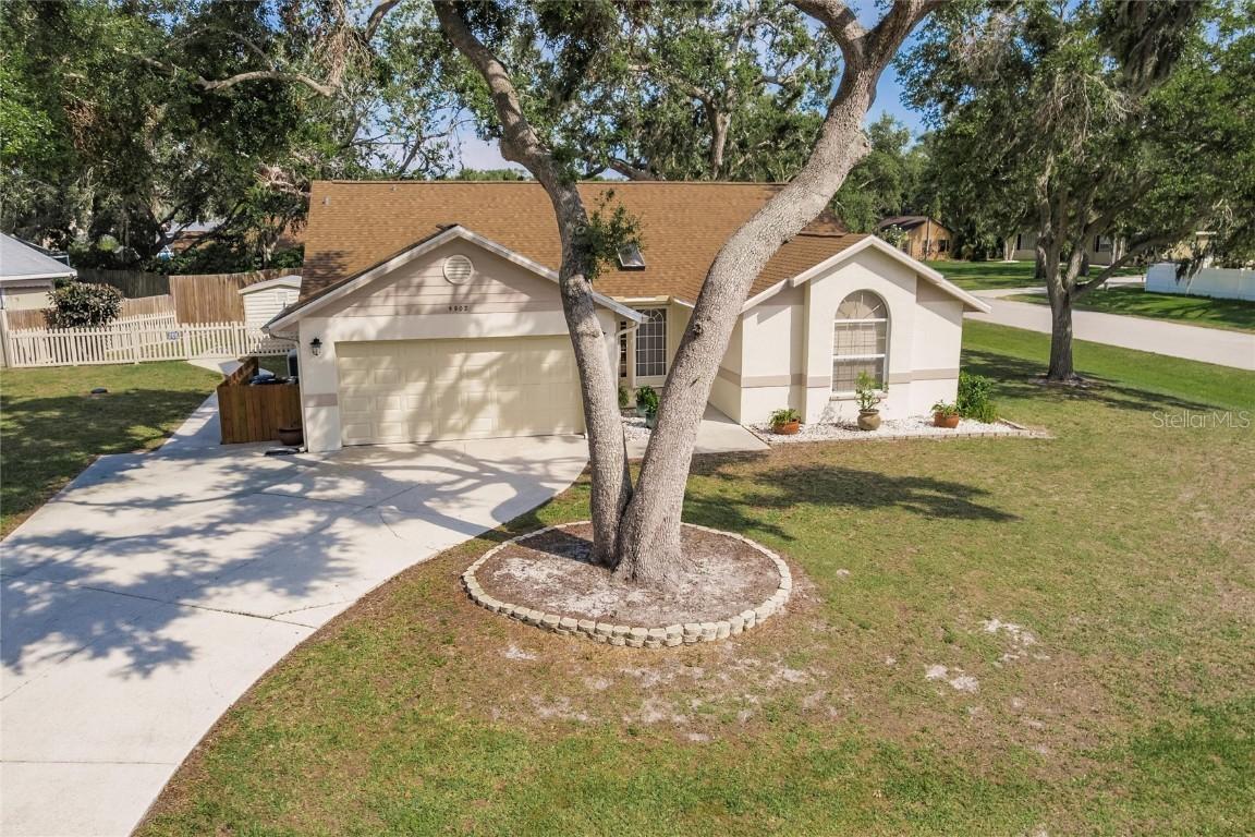 5902 22nd Avenue Dr., Palmetto, FL 34221