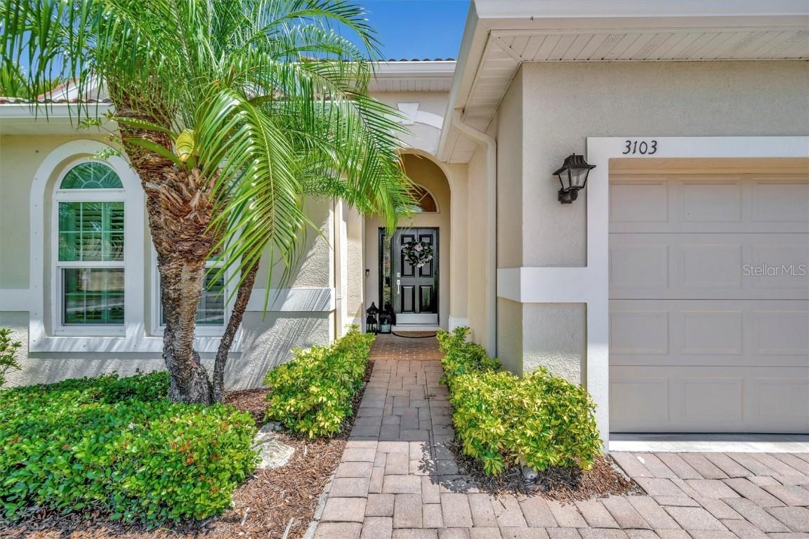 3103 77th Dr., Sarasota, FL 34243