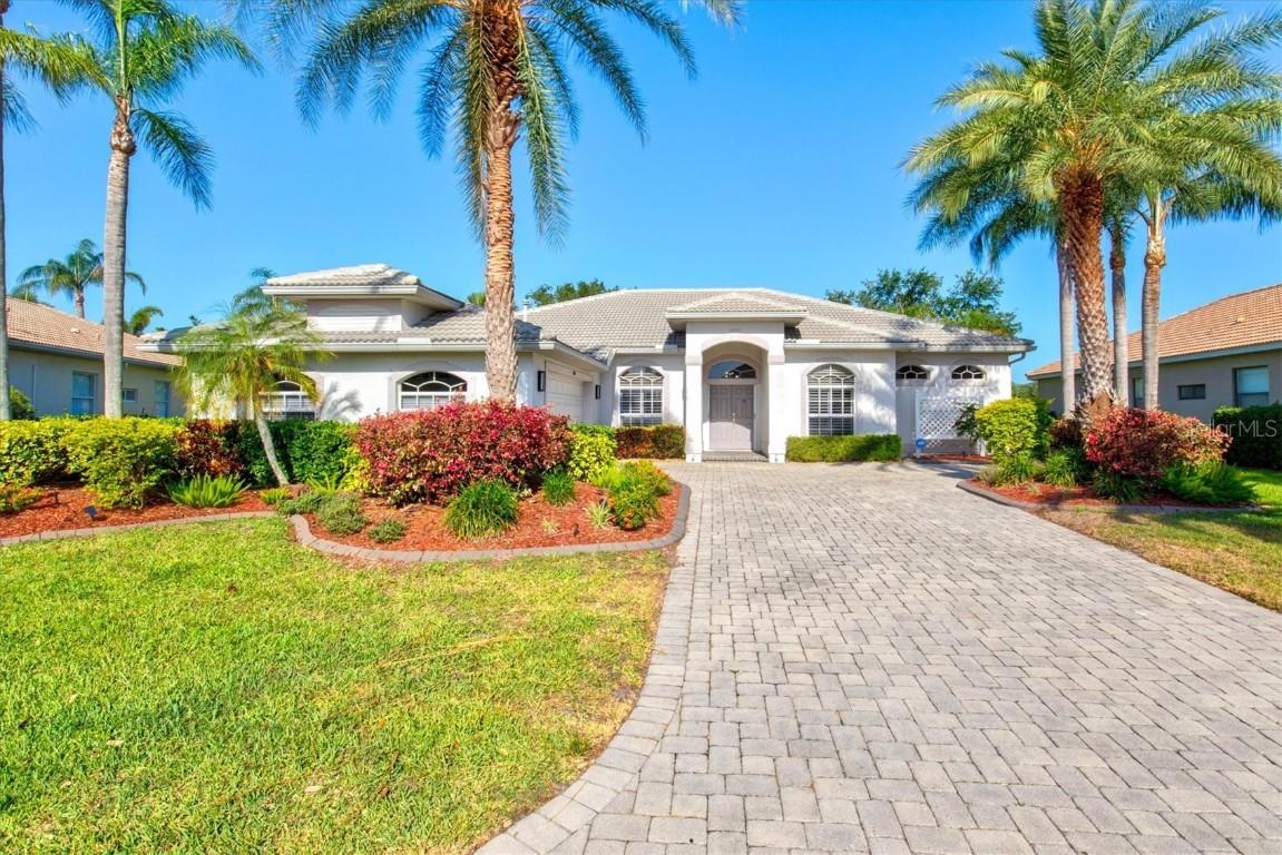 7582 Camden Harbour Dr., Bradenton, FL 34212