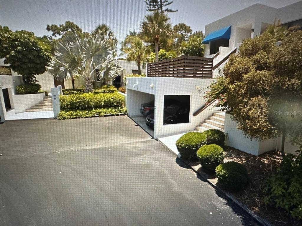 609 Bayport Way, Longboat Key, FL 34228