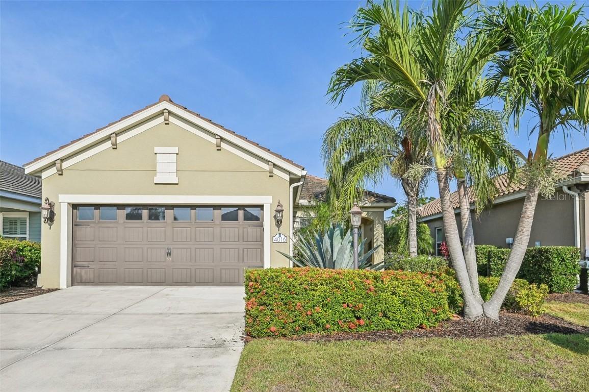 4016 Azurite Way, Bradenton, FL 34211