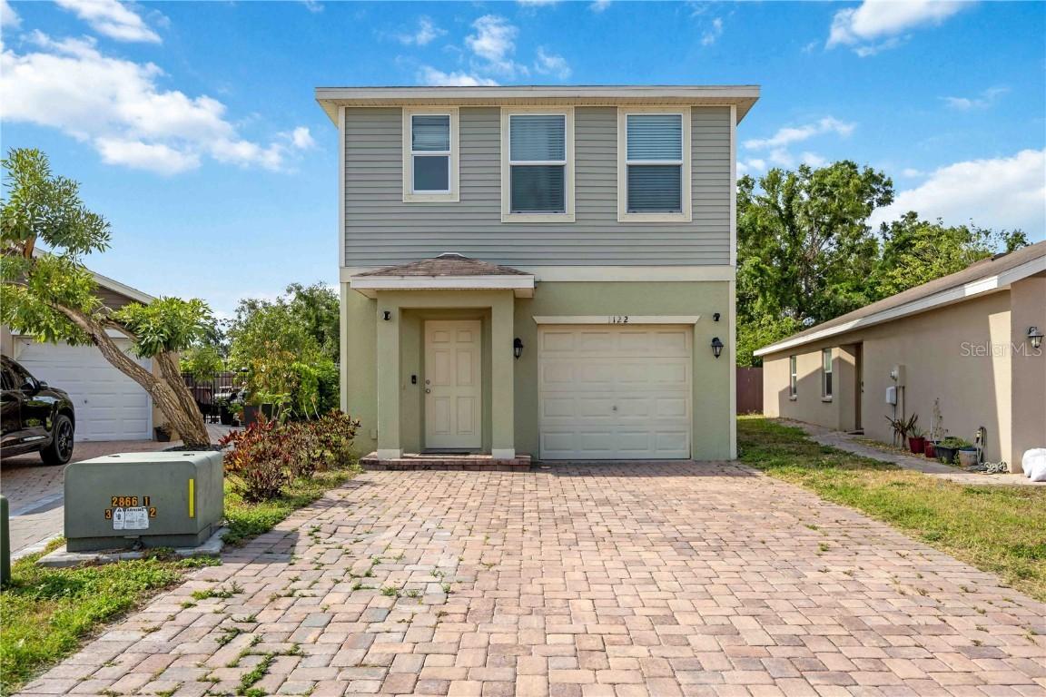 1122 42nd Ter., Bradenton, FL 34208