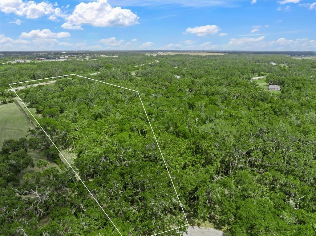 Letitia Ln., Sarasota, FL 34241