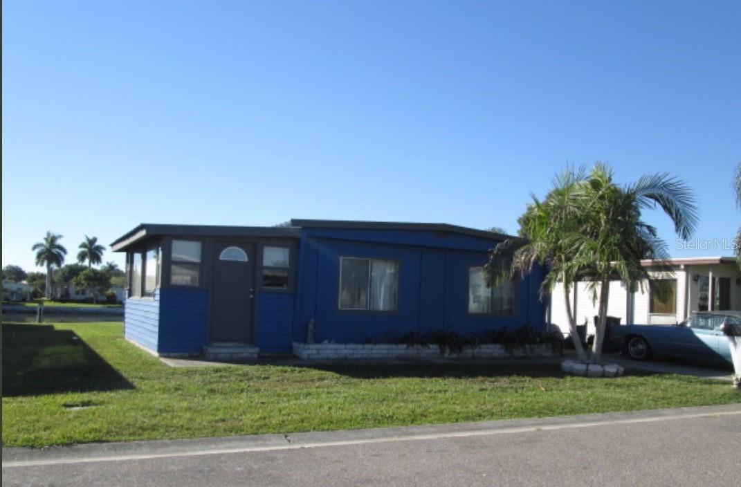 302 51st Ave., Bradenton, FL 34203