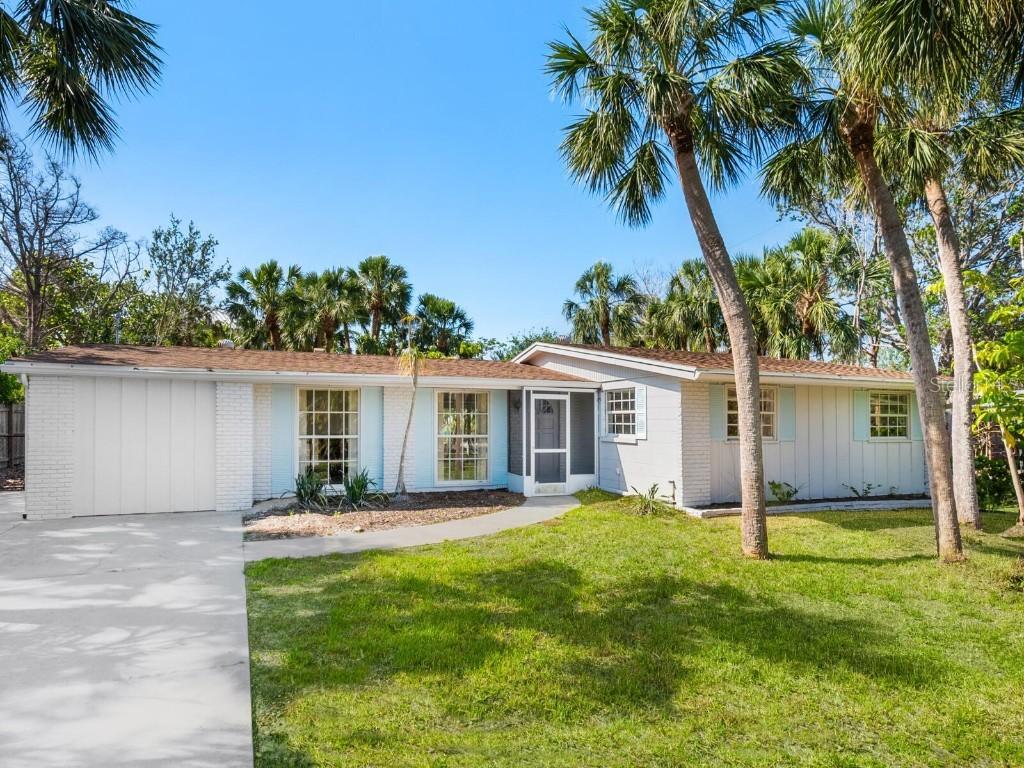 734 Canal Rd., Sarasota, FL 34242