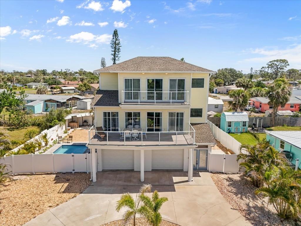 4717 Lemon Bay Dr., Venice, FL 34293